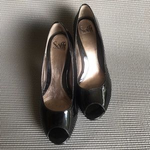 Söfft pep toe shoes